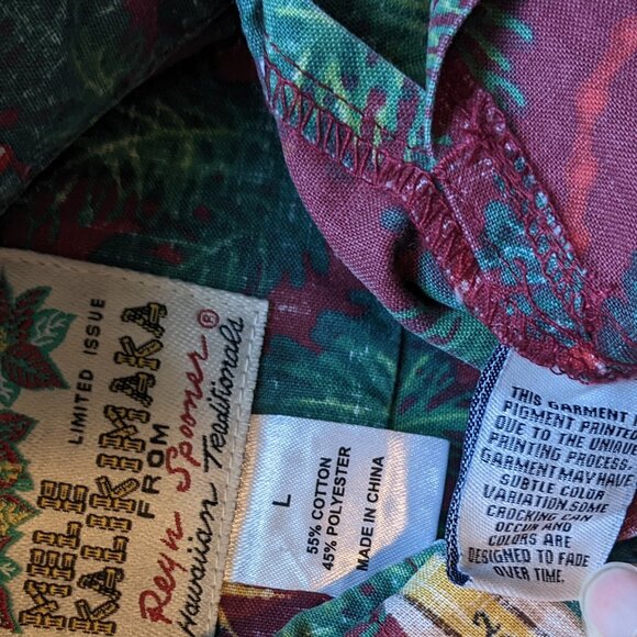 Reyn Spooner Kloth Christmas Tree Ornament Button Down Shirt - Picture 3 of 6